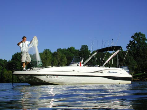 Splitting a cast net up to throw